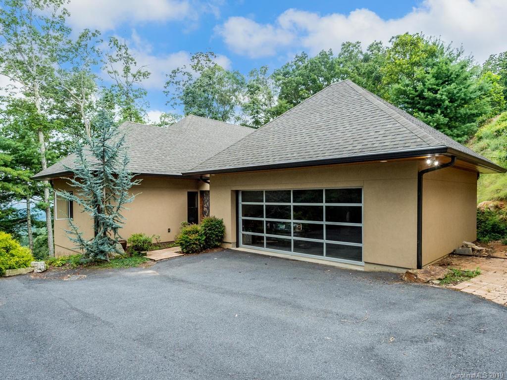 Property image 1 at 104 Starling Pass, Asheville, NC 28804