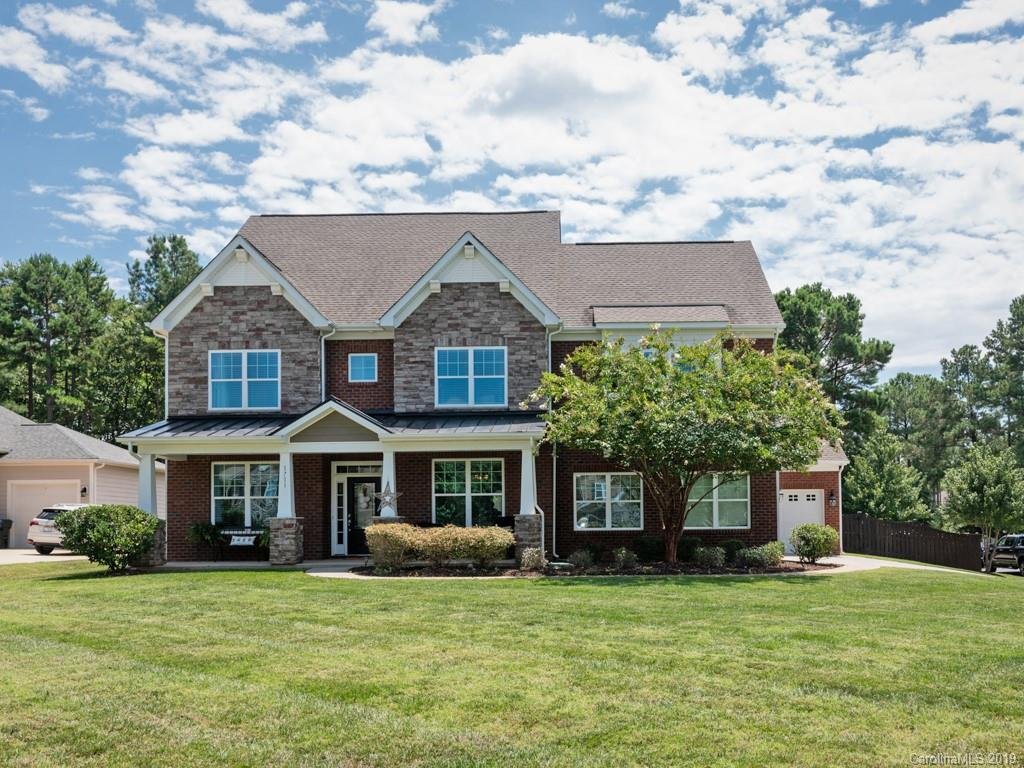 1711 Kings Manor Court