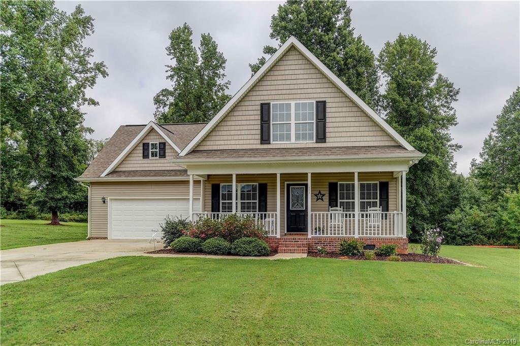 Property image 1 at 111 Homewood Lane, Statesville, NC 28625