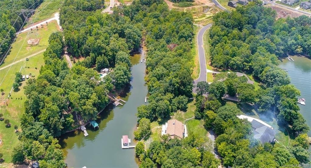 Property image 1 at 646 Sandbar Point, Lake Wylie, SC 29710