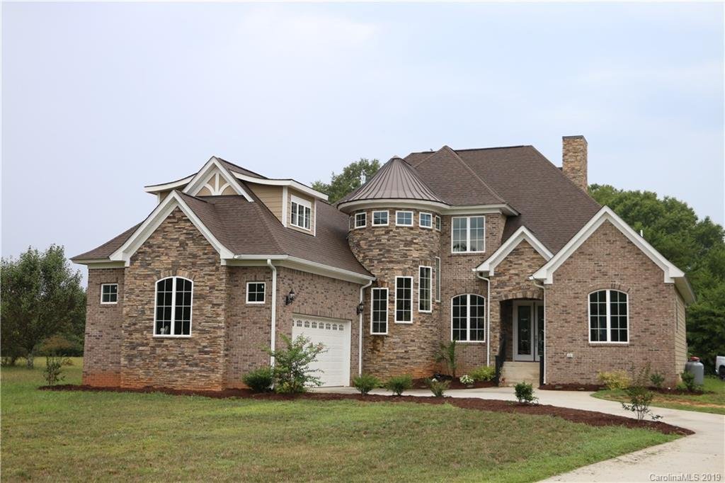 Property image 1 at 121 Dabbling Duck Circle, Mooresville, NC 28117