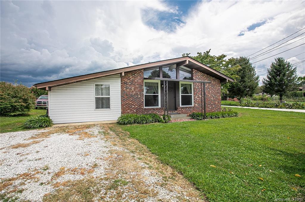 Property image 1 at 117 Summit Avenue, Brevard, NC 28712