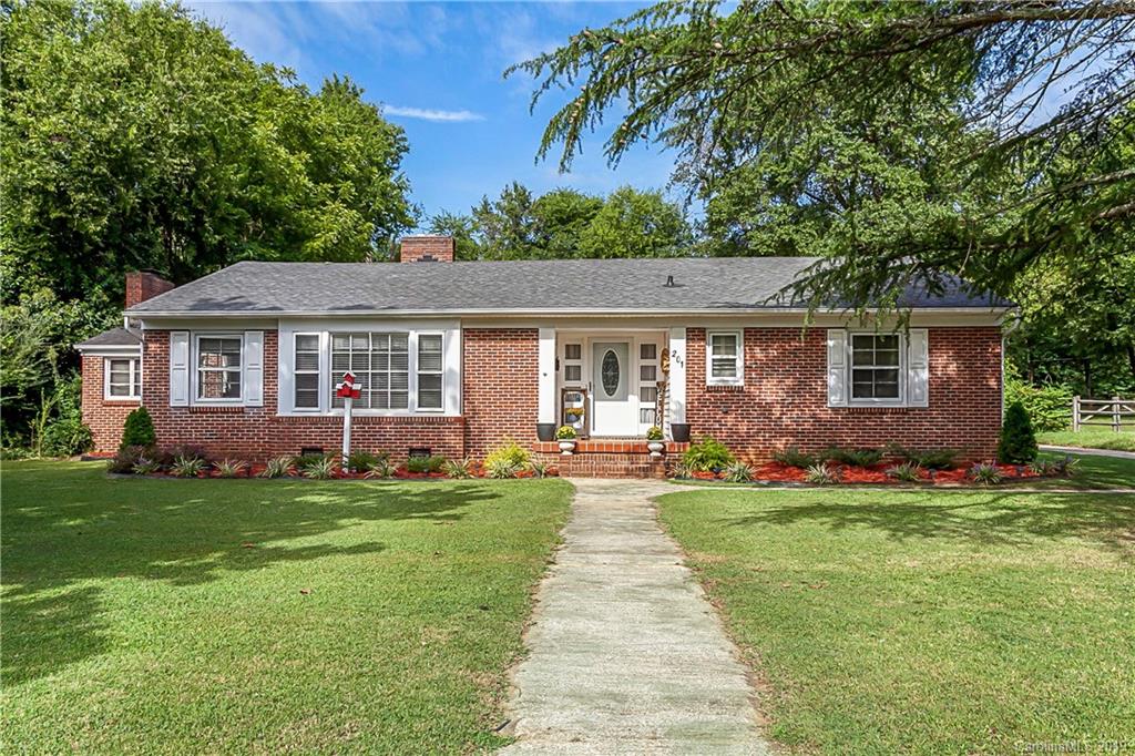 Property image 1 at 201 N Hawthorne Street, Mount Holly, NC 28120