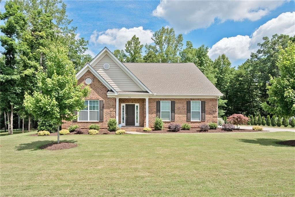 Property image 1 at 114 Clear Springs Road, Mooresville, NC 28115