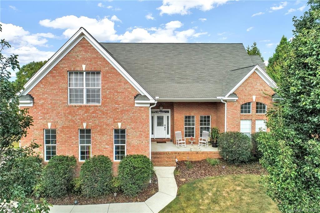 Property image 1 at 130 S Gibbs Road, Mooresville, NC 28117