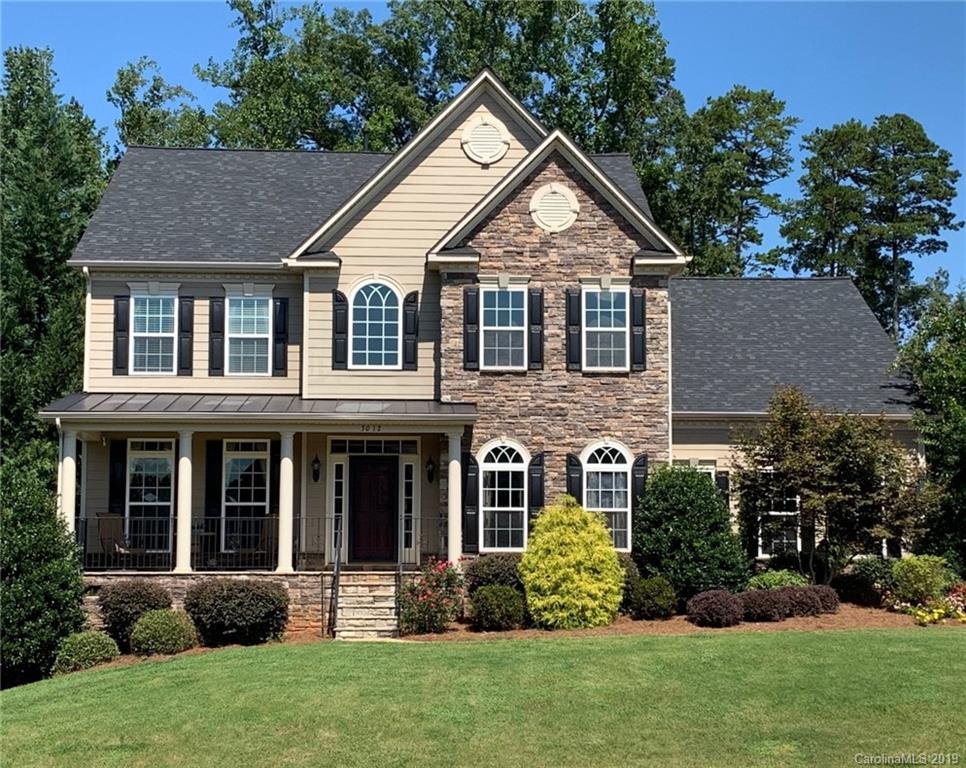 3012 Applewood Point Lane