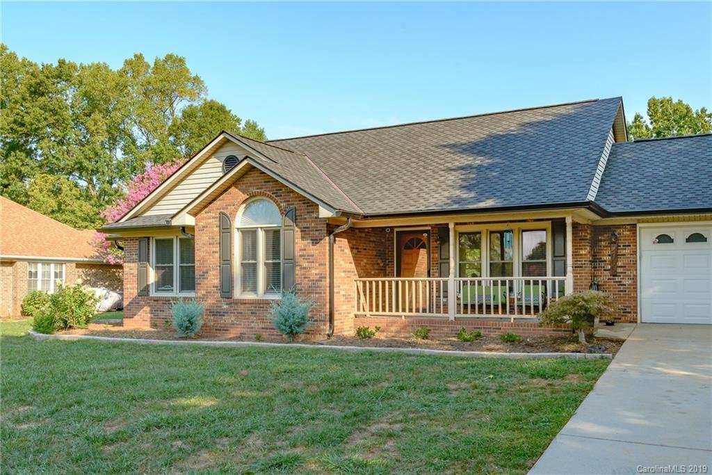 Property image 1 at 2055 Cameron Heights Circle, Denver, NC 28037