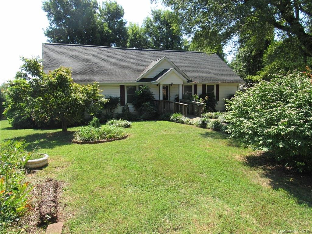 Property image 1 at 117 Hillcrest Drive, Bessemer City, NC 28016