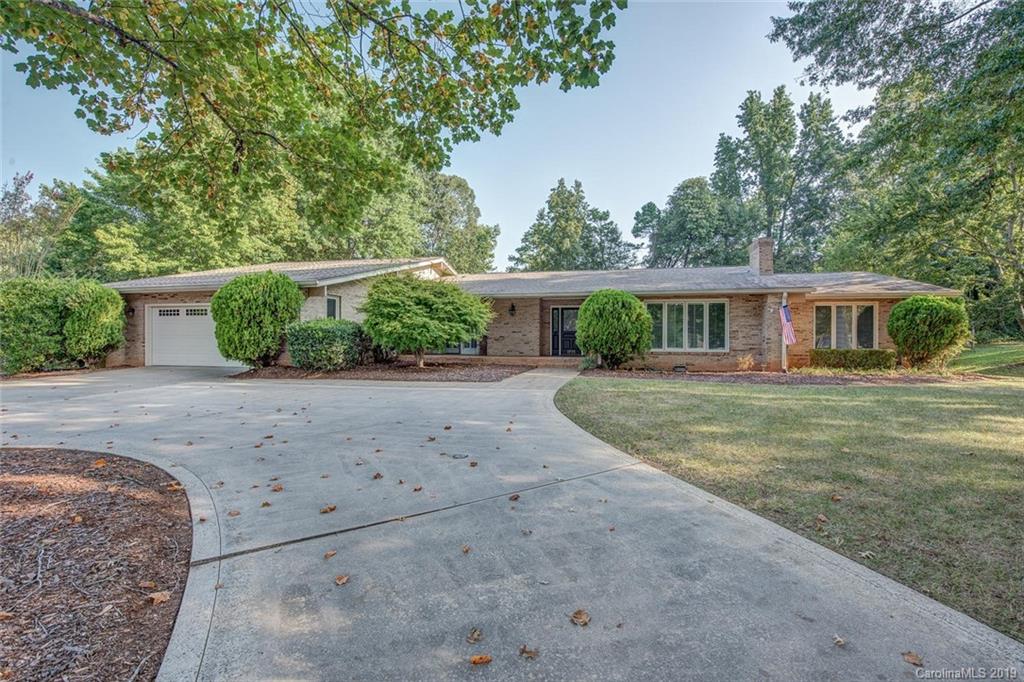 1713 Country Garden Drive