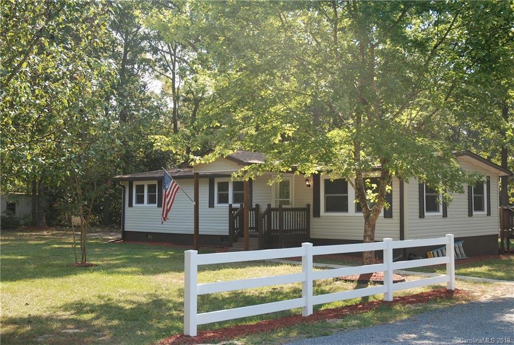 Property image 1 at 4108 Scarlet Street, Matthews, NC 28104