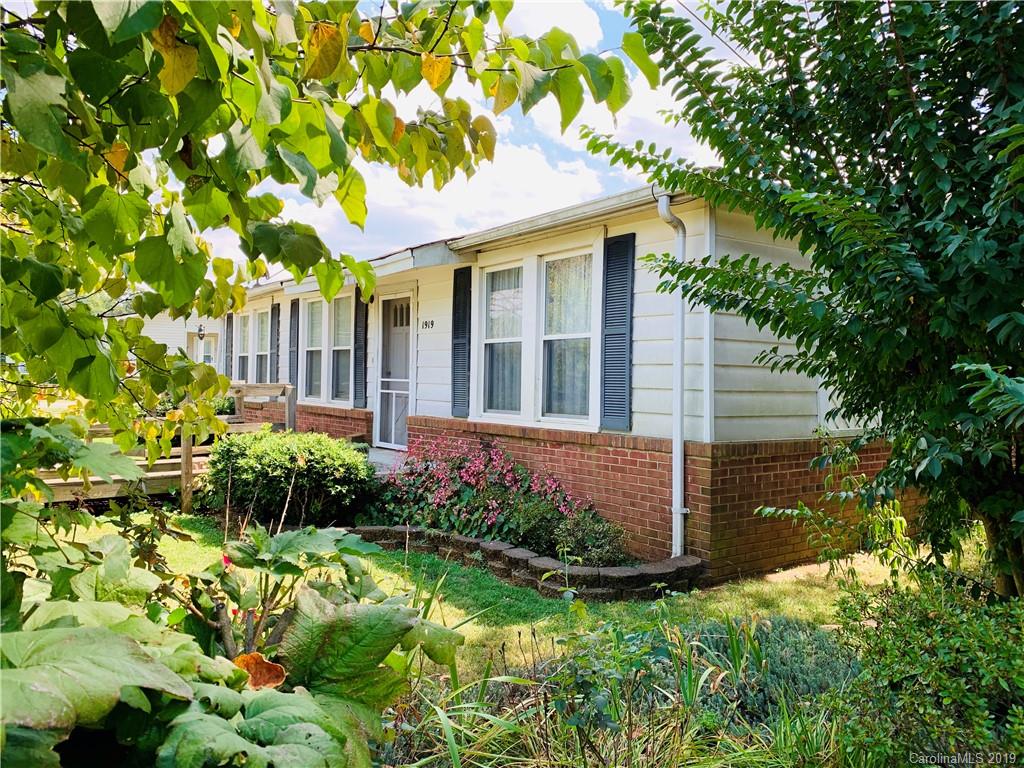 Property image 1 at 1919 Old Hickory Grove Road, Mount Holly, NC 28120