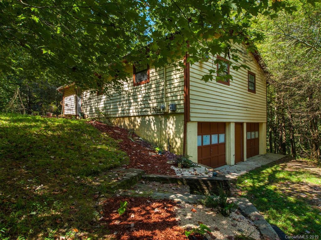 Property image 1 at 1 Countryside Estate, Barnardsville, NC 28709