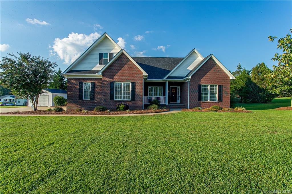 Property image 1 at 746 Hathcock Glen Drive, Oakboro, NC 28129