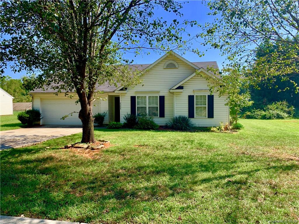 Property image 1 at 8208 Reames Road, Charlotte, NC 28216