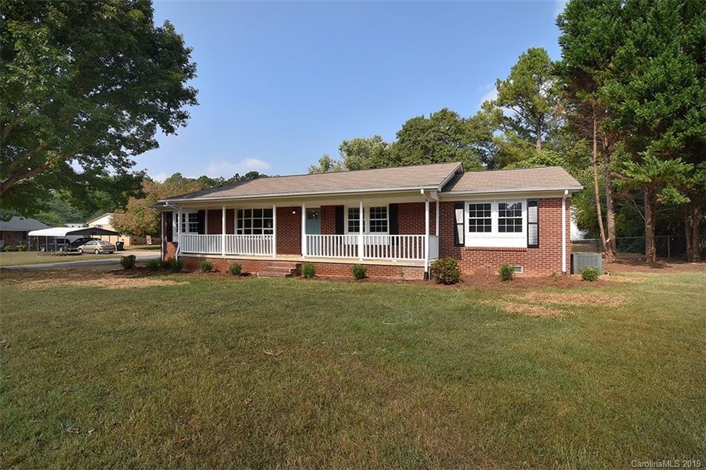 Property image 1 at 2107 Birchcrest Road, Dallas, NC 28034