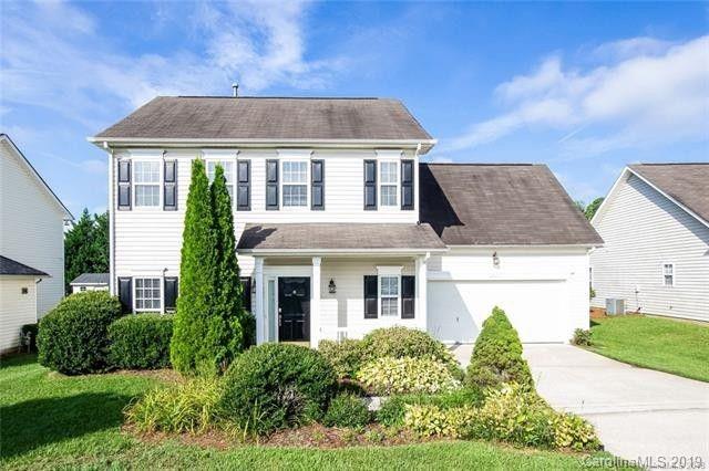 Property image 1 at 4717 Fox Thorne Drive, Charlotte, NC 28216