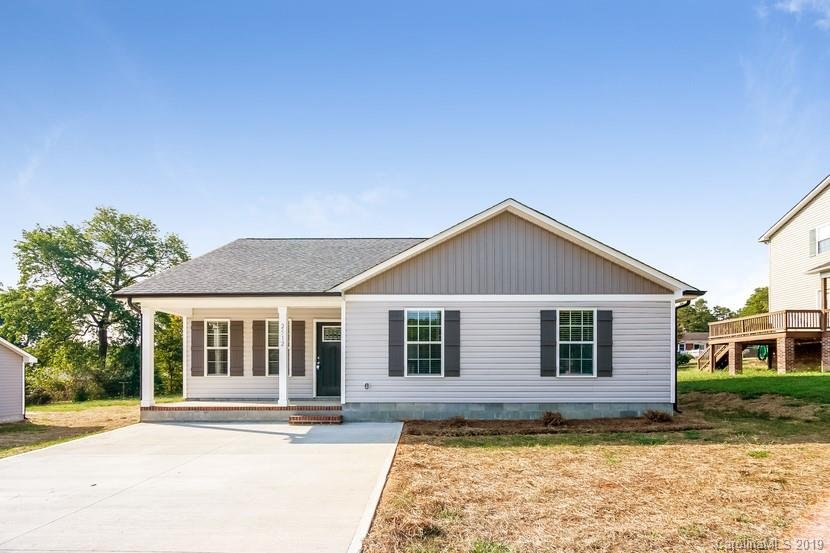 Property image 1 at 2512 Glenwood Street, Kannapolis, NC 28083