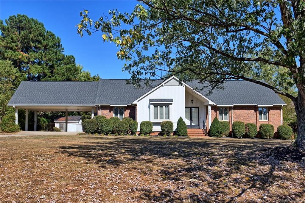 3408 Sherwood Circle