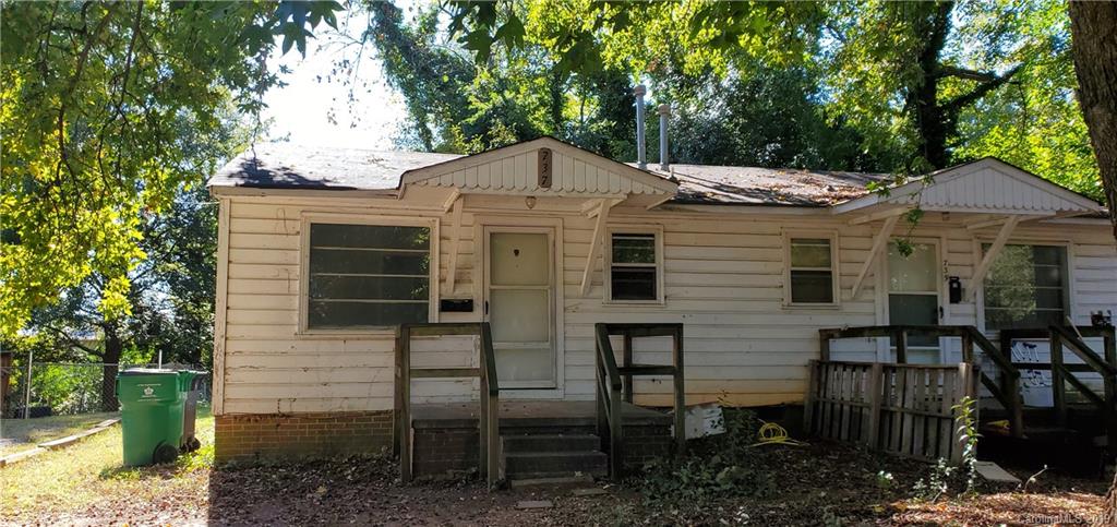 Property image 1 at 737 Pritchard Street, Charlotte, NC 28208