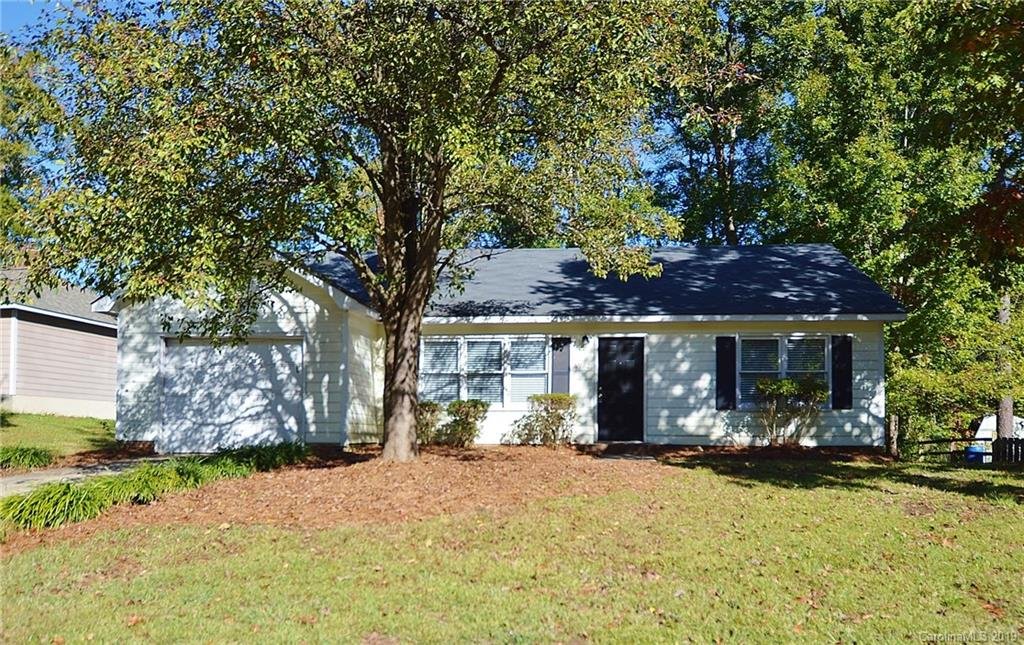 Property image 1 at 6912 Streamside Drive, Charlotte, NC 28212