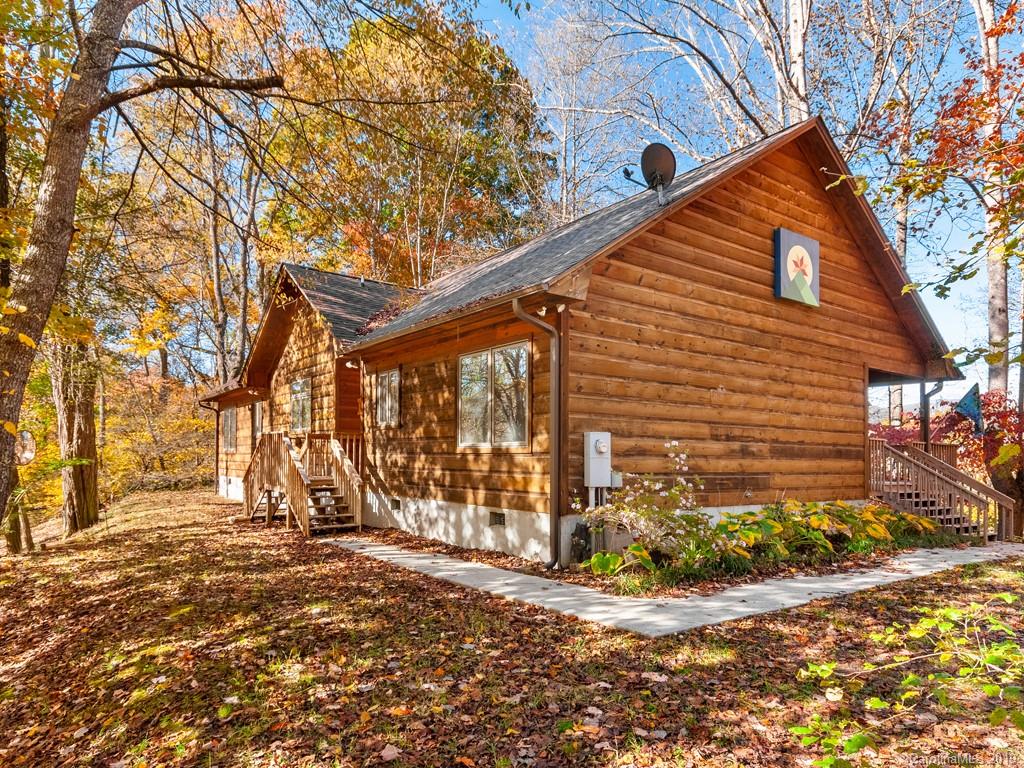 Property image 1 at 207 Countryside Drive, Waynesville, NC 28785