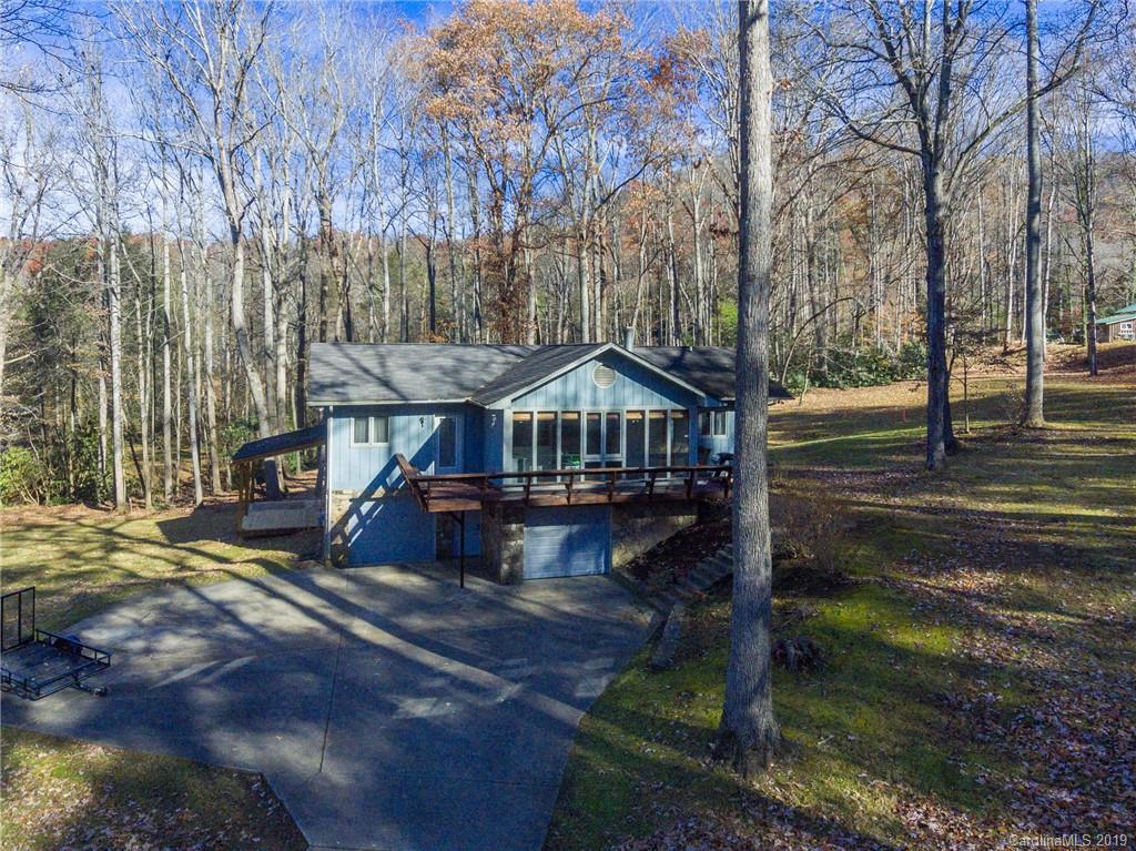 Property image 1 at 7 Hunting Lodge Drive, Black Mountain, NC 28711