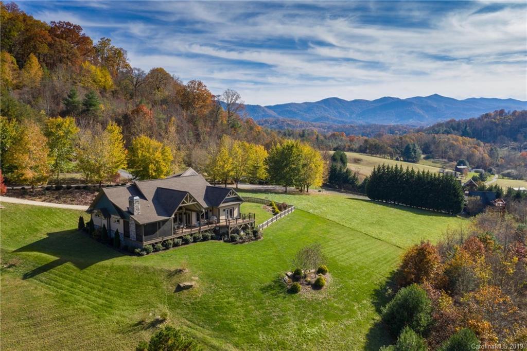 Property image 1 at 36 Kinross Lane, Waynesville, NC 28785