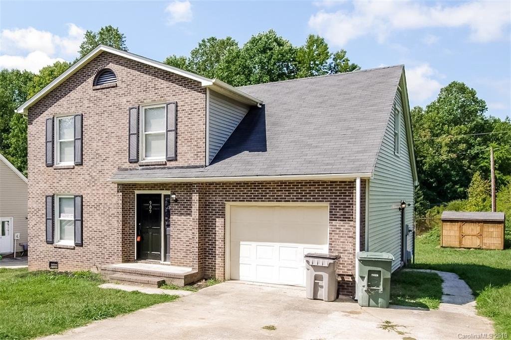 Property image 1 at 909 Ramblewood Lane, Gastonia, NC 28056