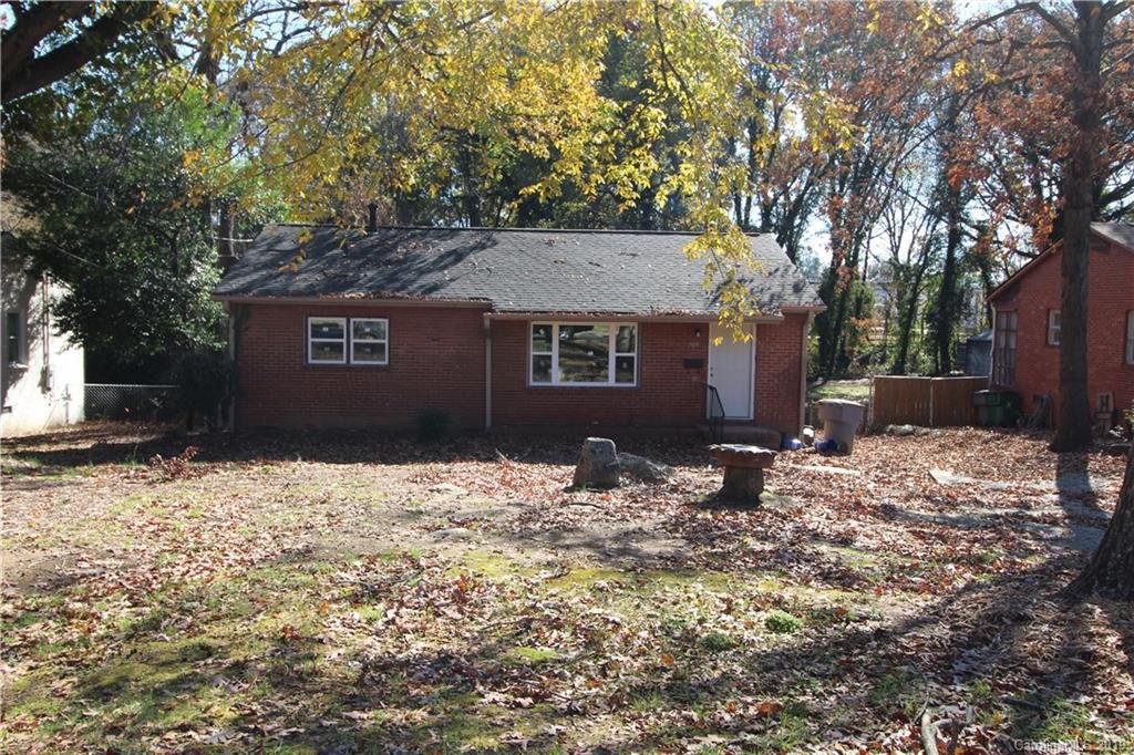 Property image 1 at 709 Pritchard Street, Charlotte, NC 28208