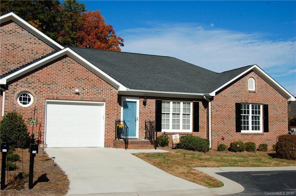Property image 1 at 546 Queen Brogan Court, Gastonia, NC 28054