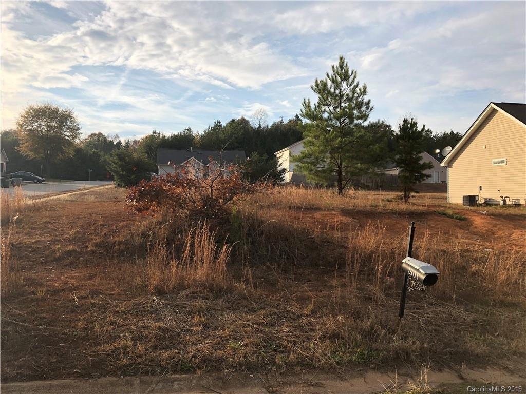 Property image 1 at 2501 Barkers Ridge Drive, Bessemer City, NC 28016