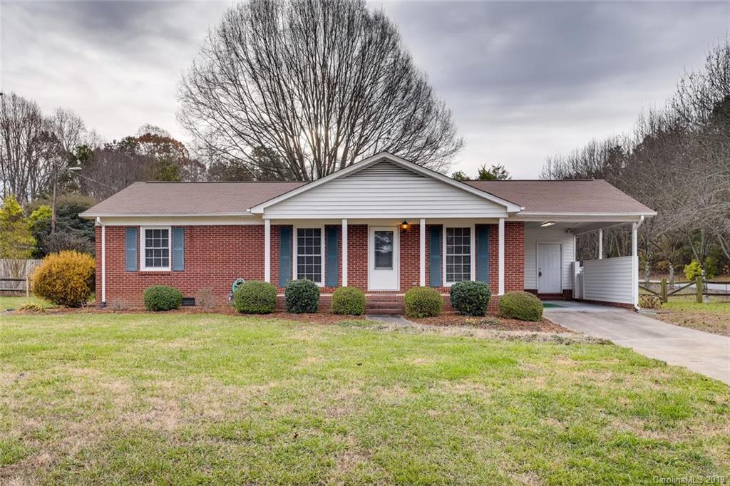 Property image 1 at 128 Barclay Lane, Mooresville, NC 28115