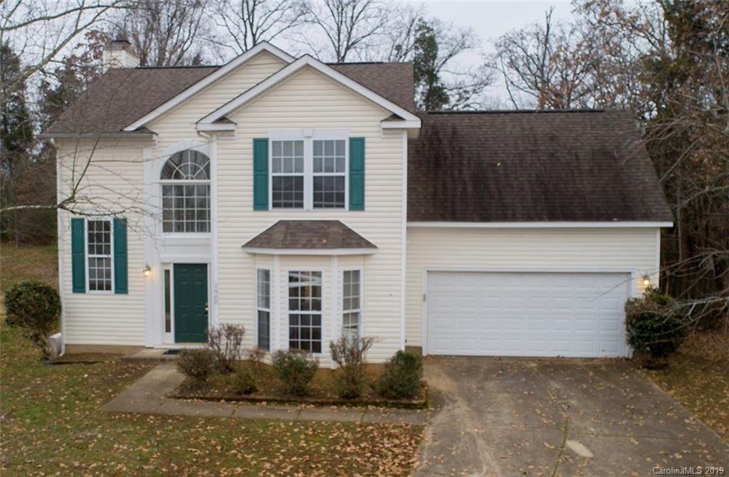 Property image 1 at 1900 Safflower Circle, Charlotte, NC 28262