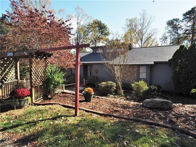 Property image 1 at 5979 Gold Creek Estates Drive, Hickory, NC 28601