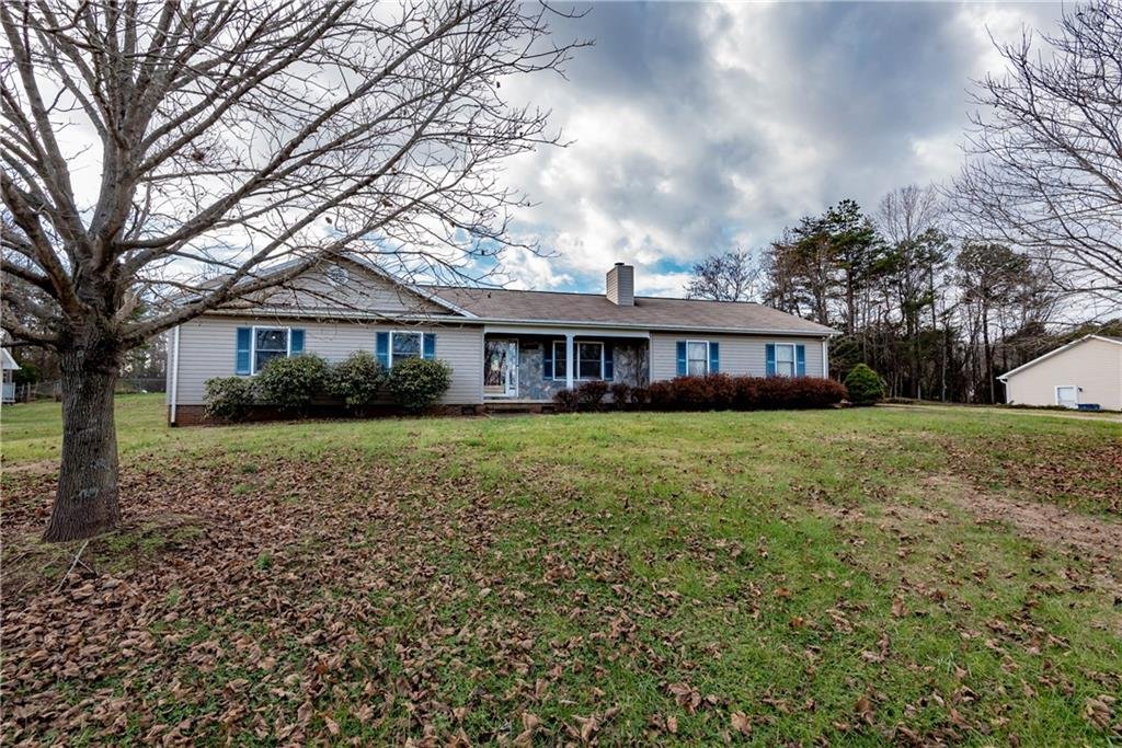 Property image 1 at 4093 Hemingway Drive, Hickory, NC 28601