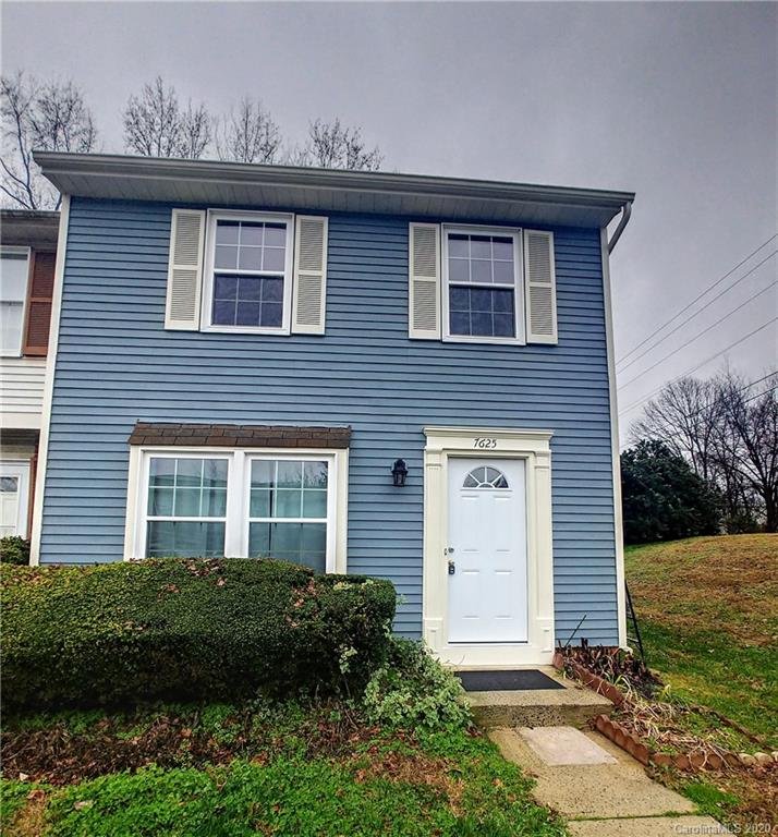 Property image 1 at 7625 Holly Grove Court, Charlotte, NC 28227