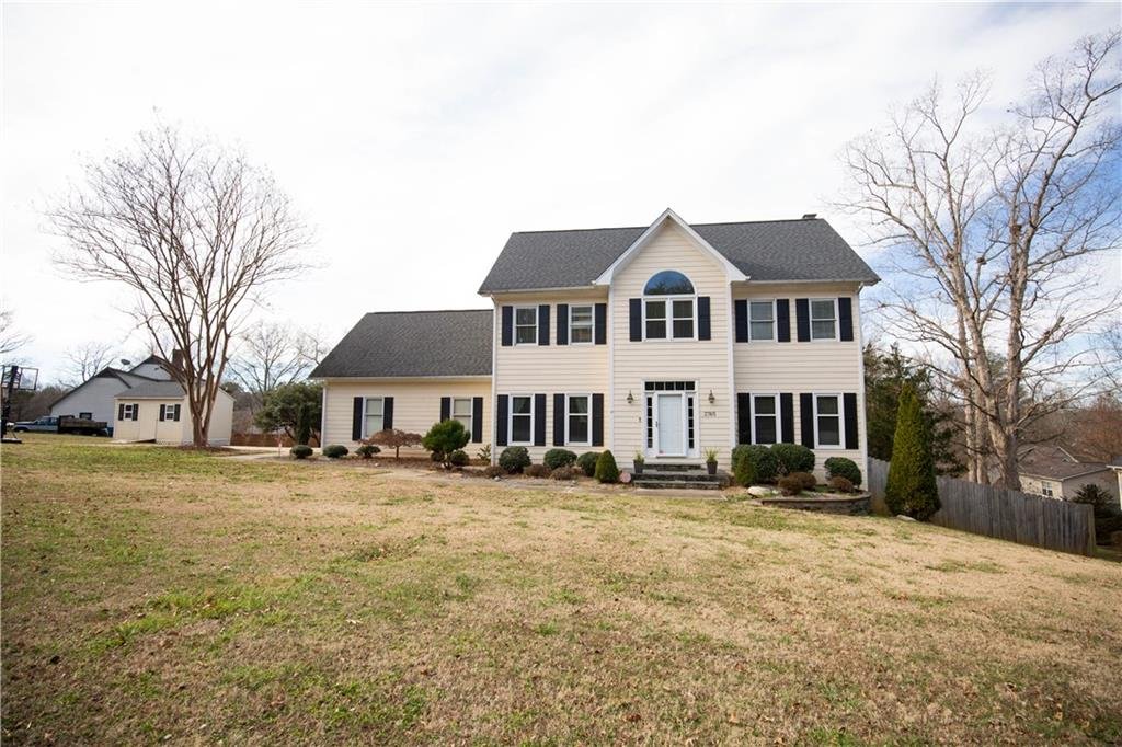 Property image 1 at 3765 11th Street, Hickory, NC 28601