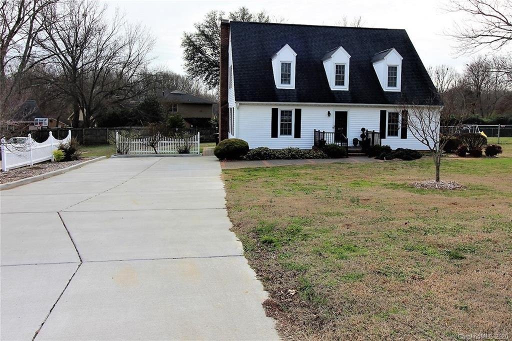 Property image 1 at 3417 Sherwood Circle, Gastonia, NC 28056
