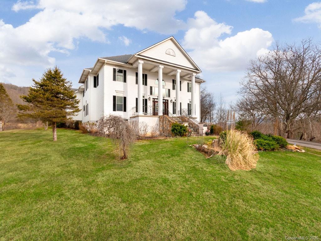 Property image 1 at 122 Lucky Lane, Clyde, NC 28721