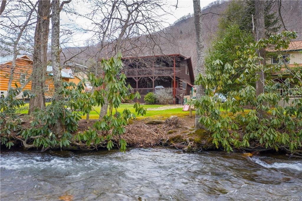 Property image 1 at 50 Garden Court, Maggie Valley, NC 28751