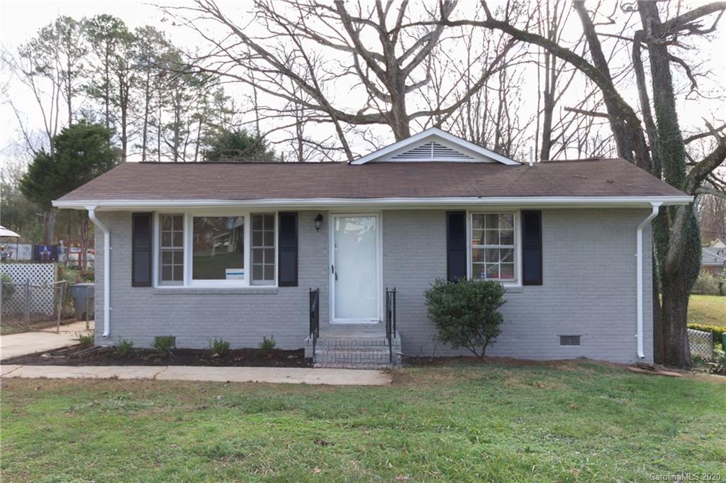 Property image 1 at 834 Wilbrown Circle, Charlotte, NC 28217