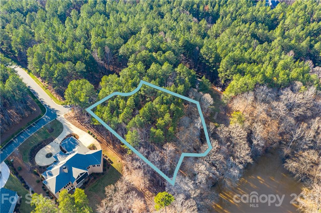 7005 Lakeside Point Drive