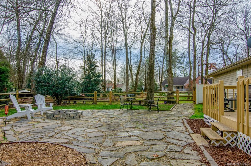 Property image 1 at 22 Partridge Berry Loop, Mills River, NC 28759