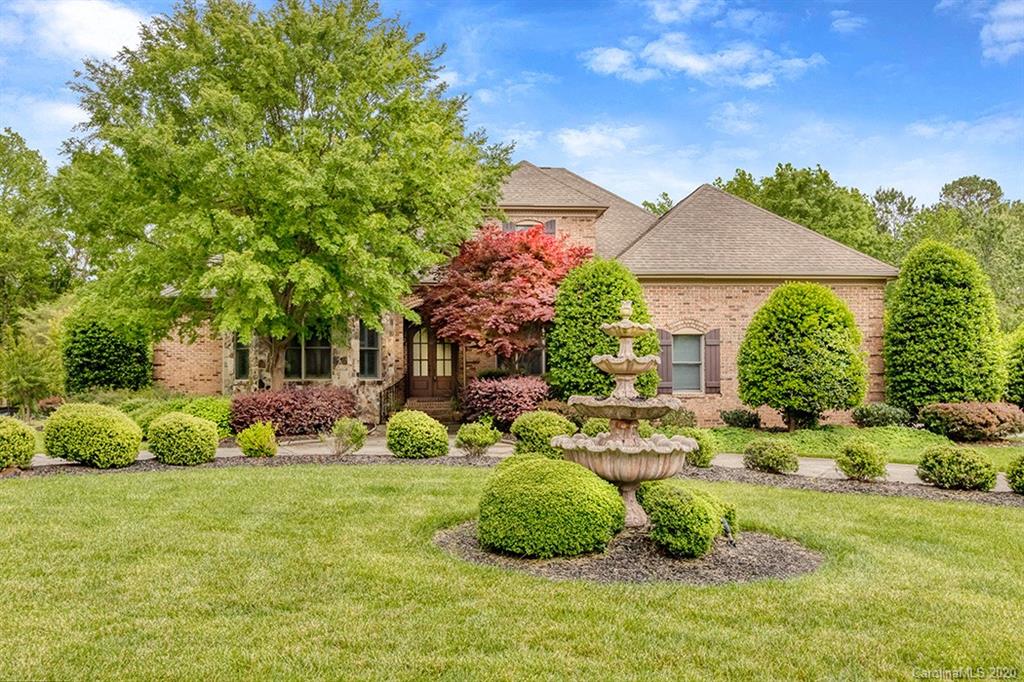 Property image 1 at 9003 Caliterra Drive, Matthews, NC 28104