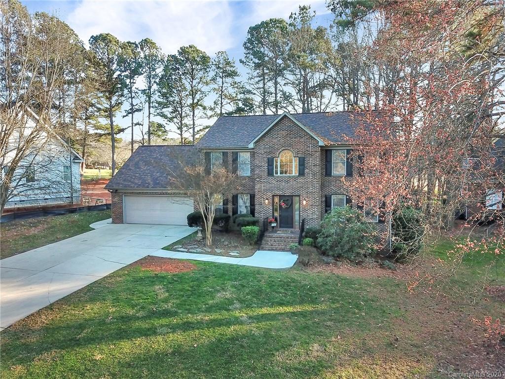 Property image 1 at 7948 Ravenwood Lane, Stanley, NC 28164