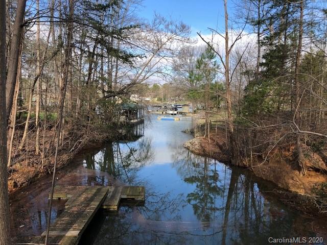 5101 Mallard Cove Road