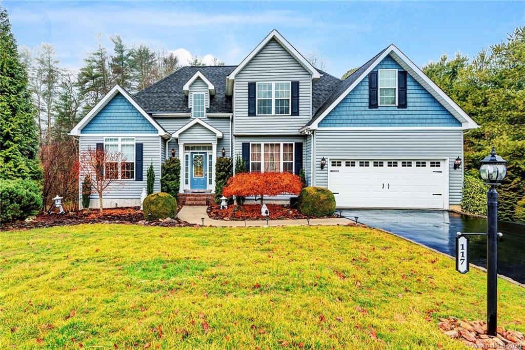 Property image 1 at 117 Stone House Road, Hendersonville, NC 28739