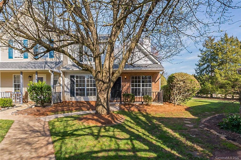 Property image 1 at 8207 Golf Ridge Drive, Charlotte, NC 28277