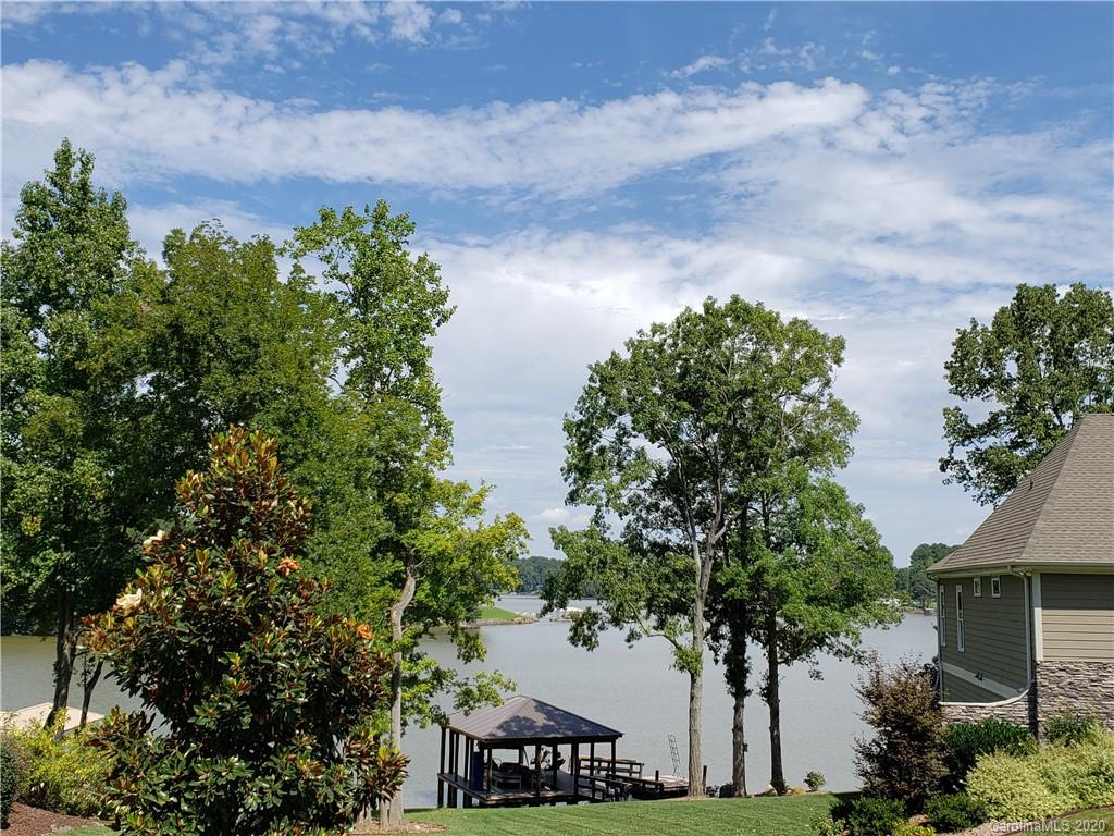 Property image 1 at 8042 Waterview Drive, Belmont, NC 28012