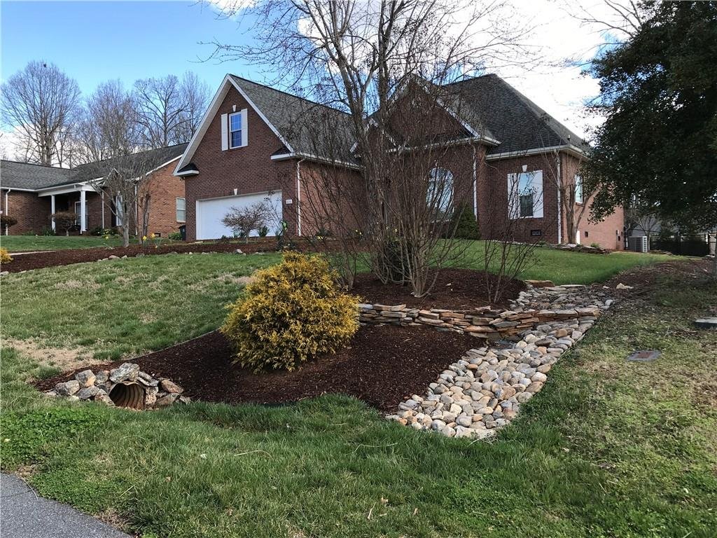 Property image 1 at 406 9th Avenue, Conover, NC 28613